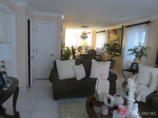 336 Sutton Street, Perth Amboy, NJ 08861