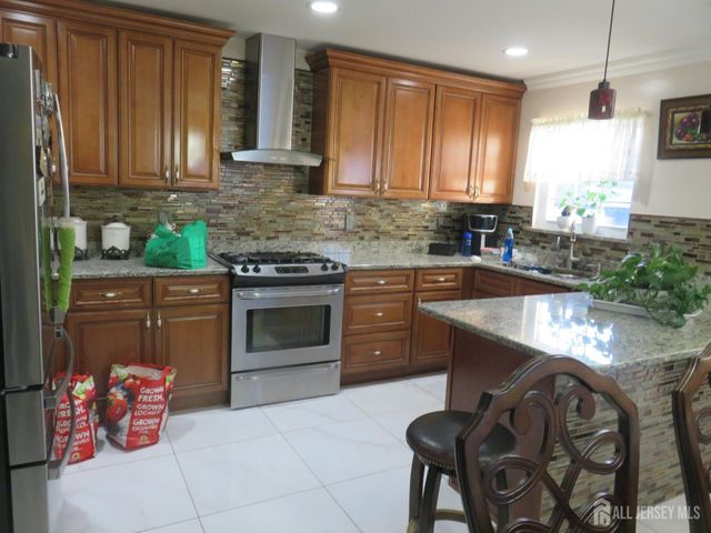 336 Sutton Street, Perth Amboy, NJ 08861