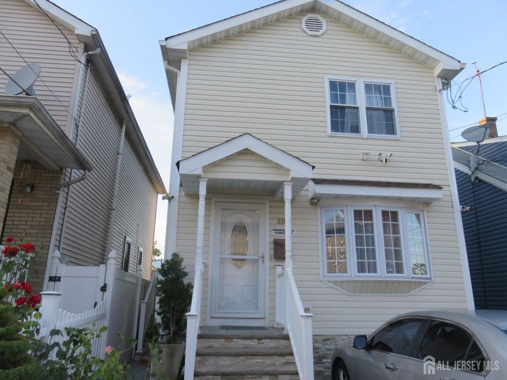 336 Sutton Street, Perth Amboy, NJ 08861