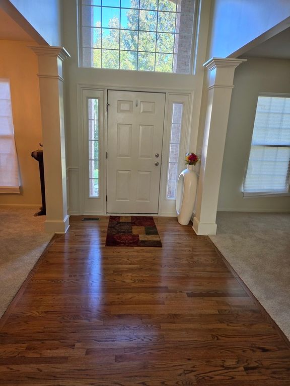 905 Blue Ridge Drive, Streamwood, IL 60107 — photo 2