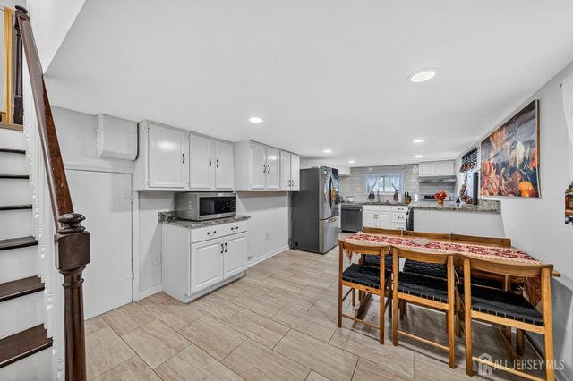 31 Monmouth Road, Monroe, NJ 08831