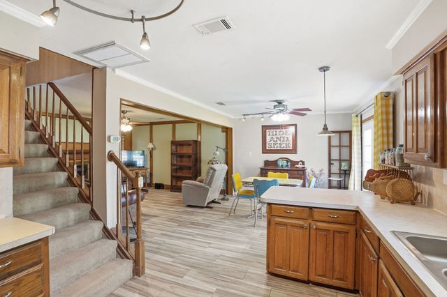 212 Hickory Lane, Hickory Creek, TX 75065