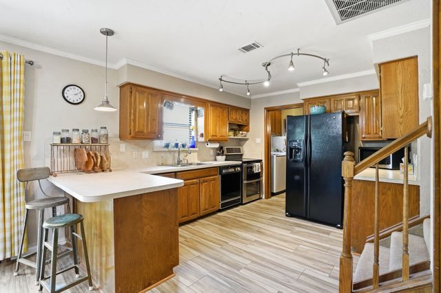 212 Hickory Lane, Hickory Creek, TX 75065