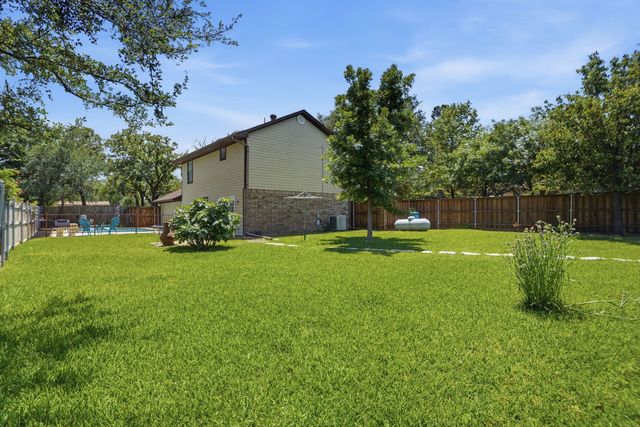 212 Hickory Lane, Hickory Creek, TX 75065