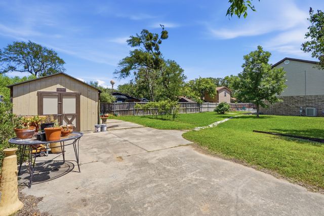212 Hickory Lane, Hickory Creek, TX 75065