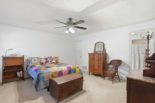 212 Hickory Lane, Hickory Creek, TX 75065