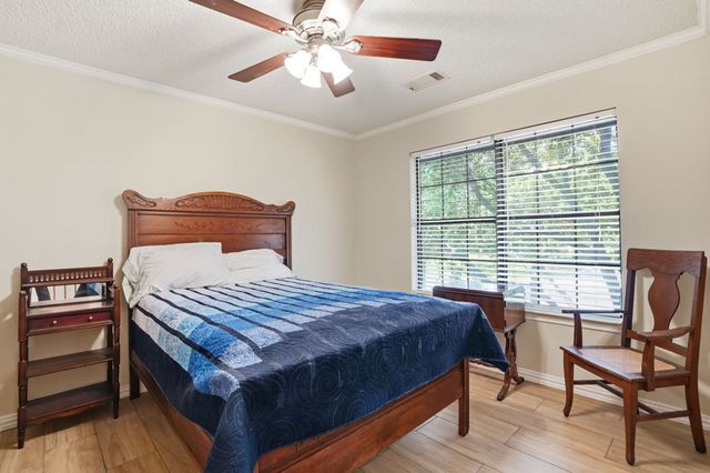 212 Hickory Lane, Hickory Creek, TX 75065