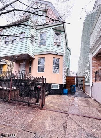 245 4Th St 2, Newark City, NJ 07107
