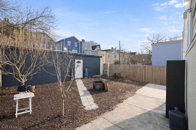245 4Th St 2, Newark City, NJ 07107