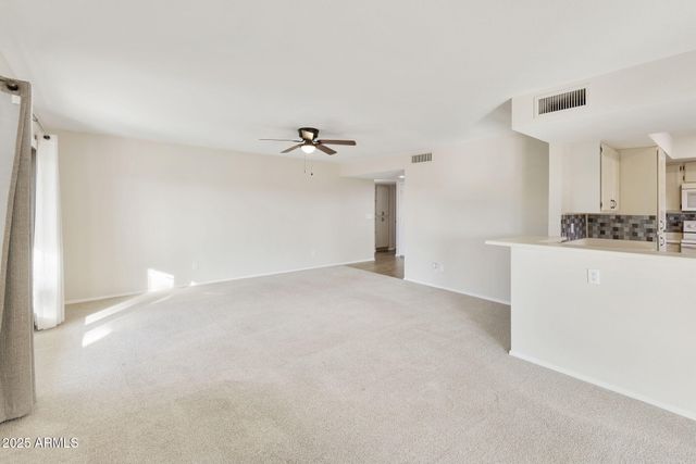 9825 E NAVAJO Place, Sun Lakes, AZ 85248