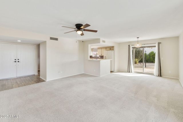 9825 E NAVAJO Place, Sun Lakes, AZ 85248