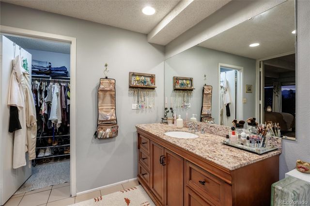 555 E 10th Avenue 416, Denver, CO 80203