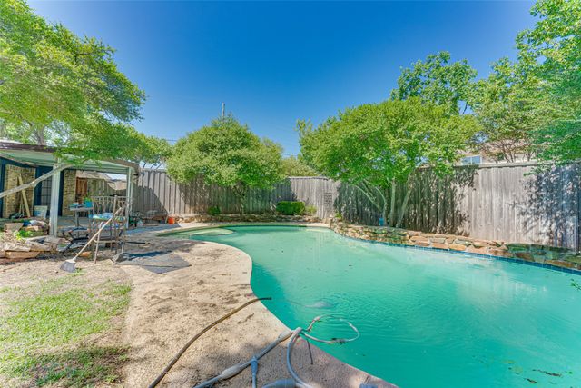 1301 Iroquois Drive, Garland, TX 75043