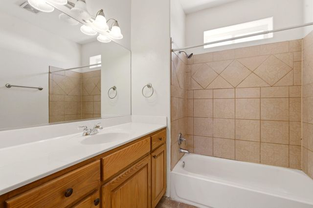 914 Bellamah Avenue NW, Albuquerque, NM 87104