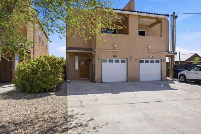 914 Bellamah Avenue NW, Albuquerque, NM 87104