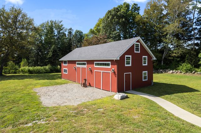 587 Taugwonk Road, Stonington, CT 06378