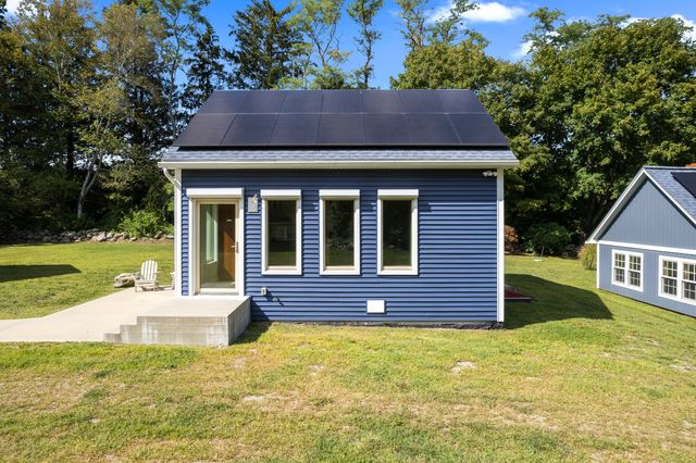 587 Taugwonk Road, Stonington, CT 06378