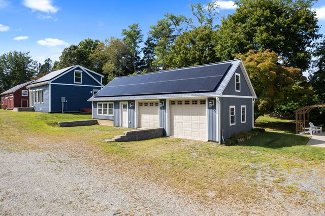 587 Taugwonk Road, Stonington, CT 06378