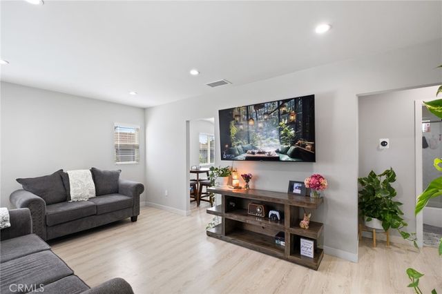 1835 Belmont, Pasadena, CA 91103