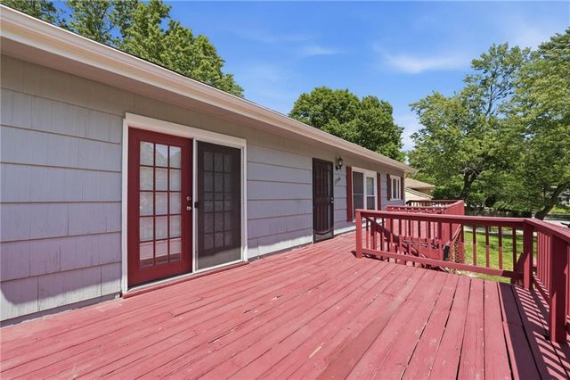 12208 E 46th Street S, Independence, MO 64055