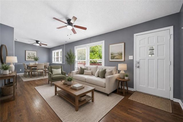12208 E 46th Street S, Independence, MO 64055