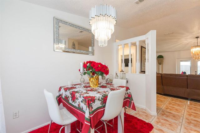 2212 E COLUMBUS DRIVE, Tampa, FL 33605