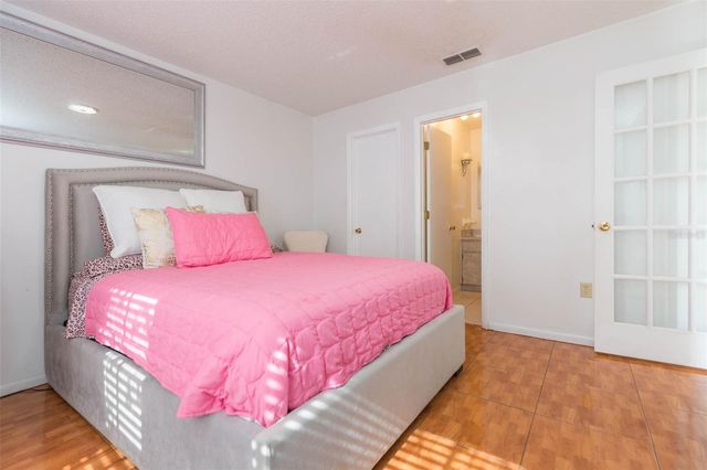 2212 E COLUMBUS DRIVE, Tampa, FL 33605