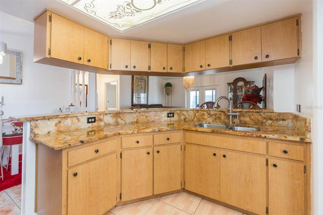 2212 E COLUMBUS DRIVE, Tampa, FL 33605