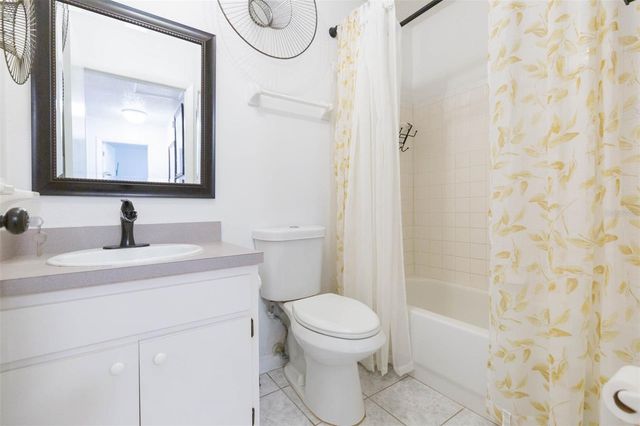 2212 E COLUMBUS DRIVE, Tampa, FL 33605