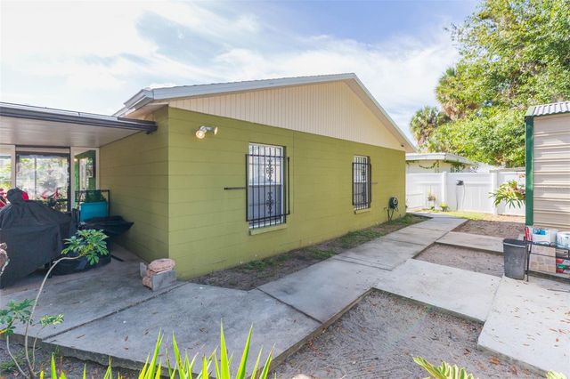 2212 E COLUMBUS DRIVE, Tampa, FL 33605