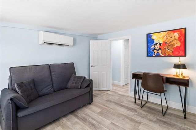 2812 14TH STREET W, Palmetto, FL 34221