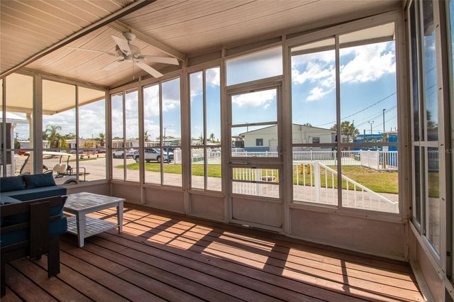 2812 14TH STREET W, Palmetto, FL 34221