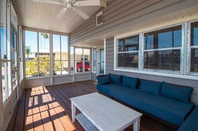 2812 14TH STREET W, Palmetto, FL 34221