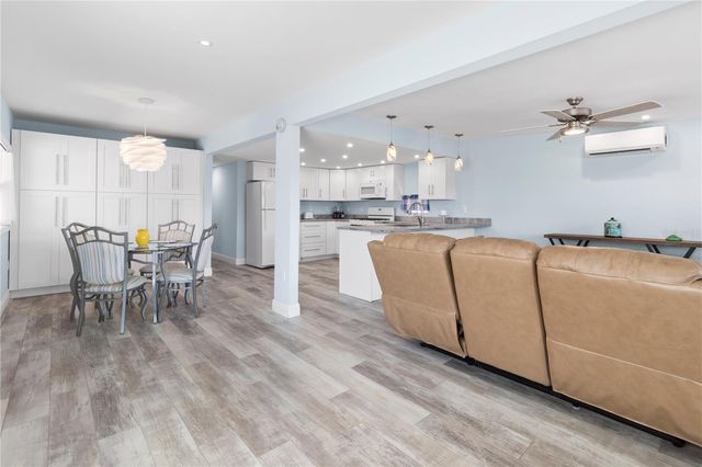 2812 14TH STREET W, Palmetto, FL 34221