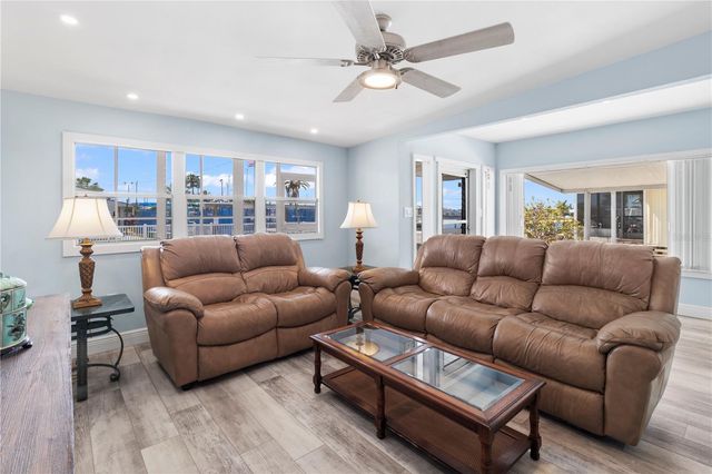 2812 14TH STREET W, Palmetto, FL 34221