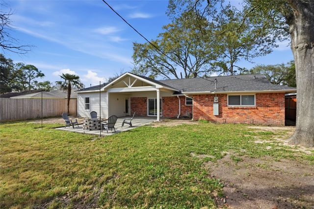 10411 Londonderry Drive, Houston, TX 77043