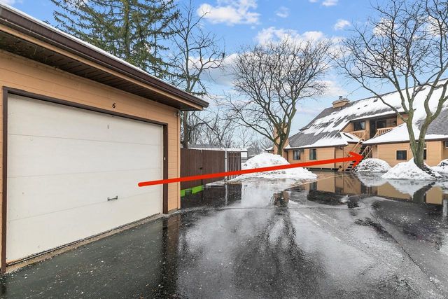 1391 W 18TH AVENUE, Oshkosh, WI 54902