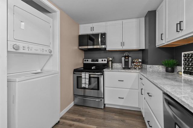 1391 W 18TH AVENUE, Oshkosh, WI 54902