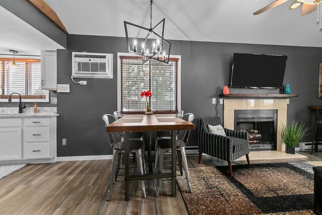 1391 W 18TH AVENUE, Oshkosh, WI 54902