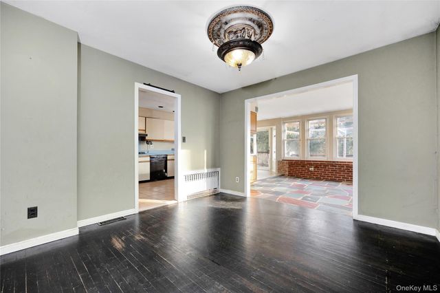 12 Summerset Drive, Smithtown, NY 11787