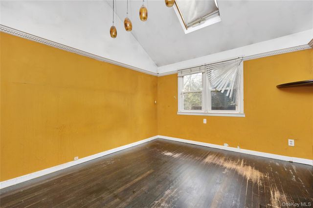 12 Summerset Drive, Smithtown, NY 11787