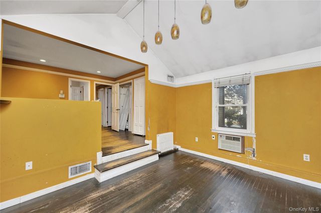 12 Summerset Drive, Smithtown, NY 11787