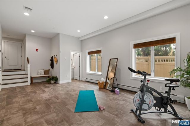 519 Walnut Street, Fort Lee, NJ 07024