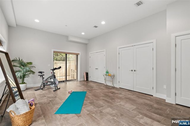 519 Walnut Street, Fort Lee, NJ 07024