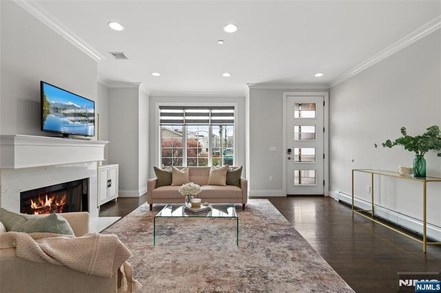 519 Walnut Street, Fort Lee, NJ 07024