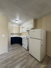 414 E Dunn Avenue 4, Killeen, TX 76541