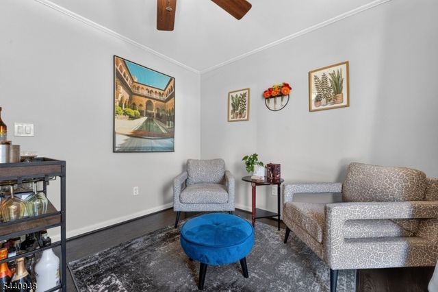 301 Saddle Ct, Raritan Twp., NJ 08822
