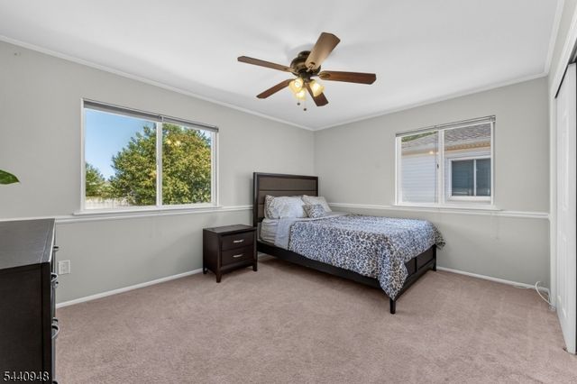 301 Saddle Ct, Raritan Twp., NJ 08822