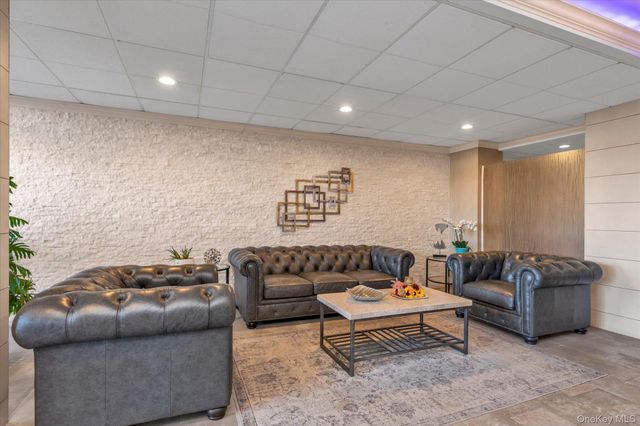 740 Broadway 1P, Long Beach, NY 11561