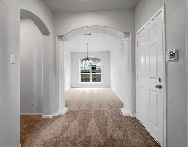 632 Kickapoo Court, Webster, TX 77598